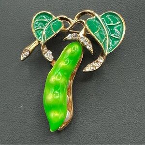 Green Pea Pod Enamel and Crystal Rhinestone Brooch
